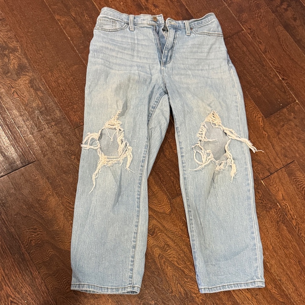 Universal Thread Light Blue Distressed Boyfriend Jeans